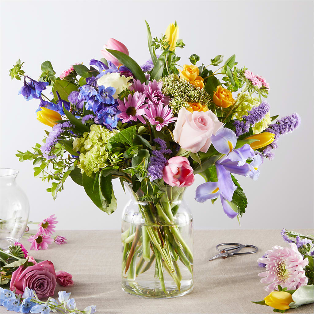 Pastel Tradition - A Florist Original – Everythings Blooming Florist, San Jose CA